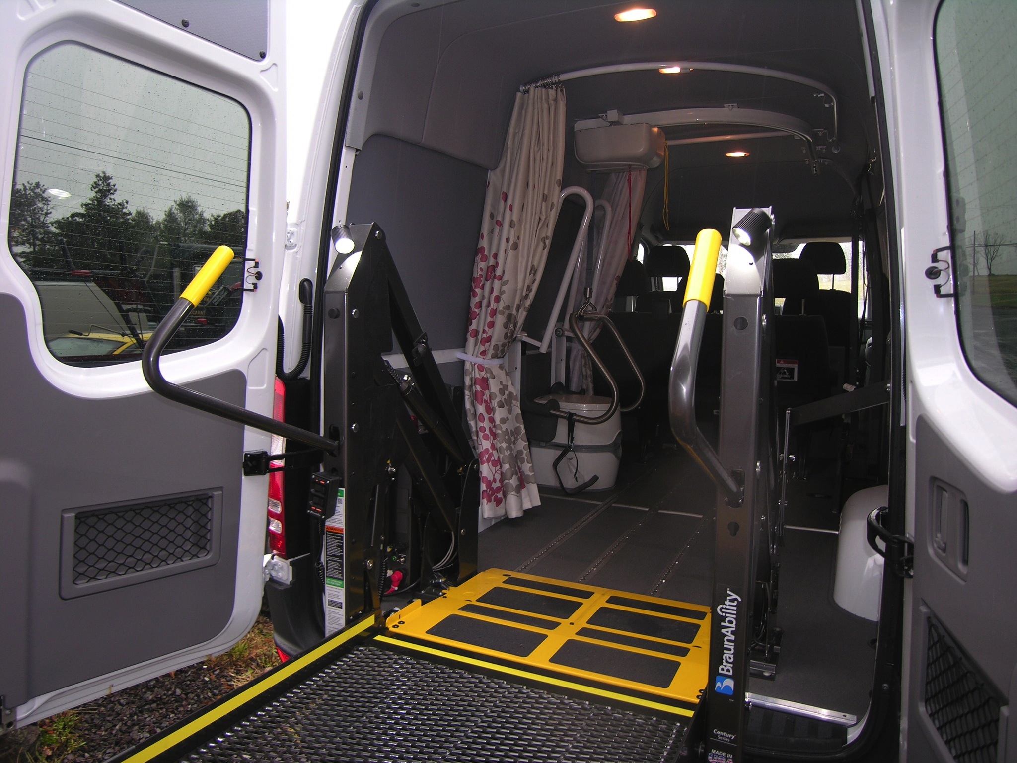 Handicapped accessible van